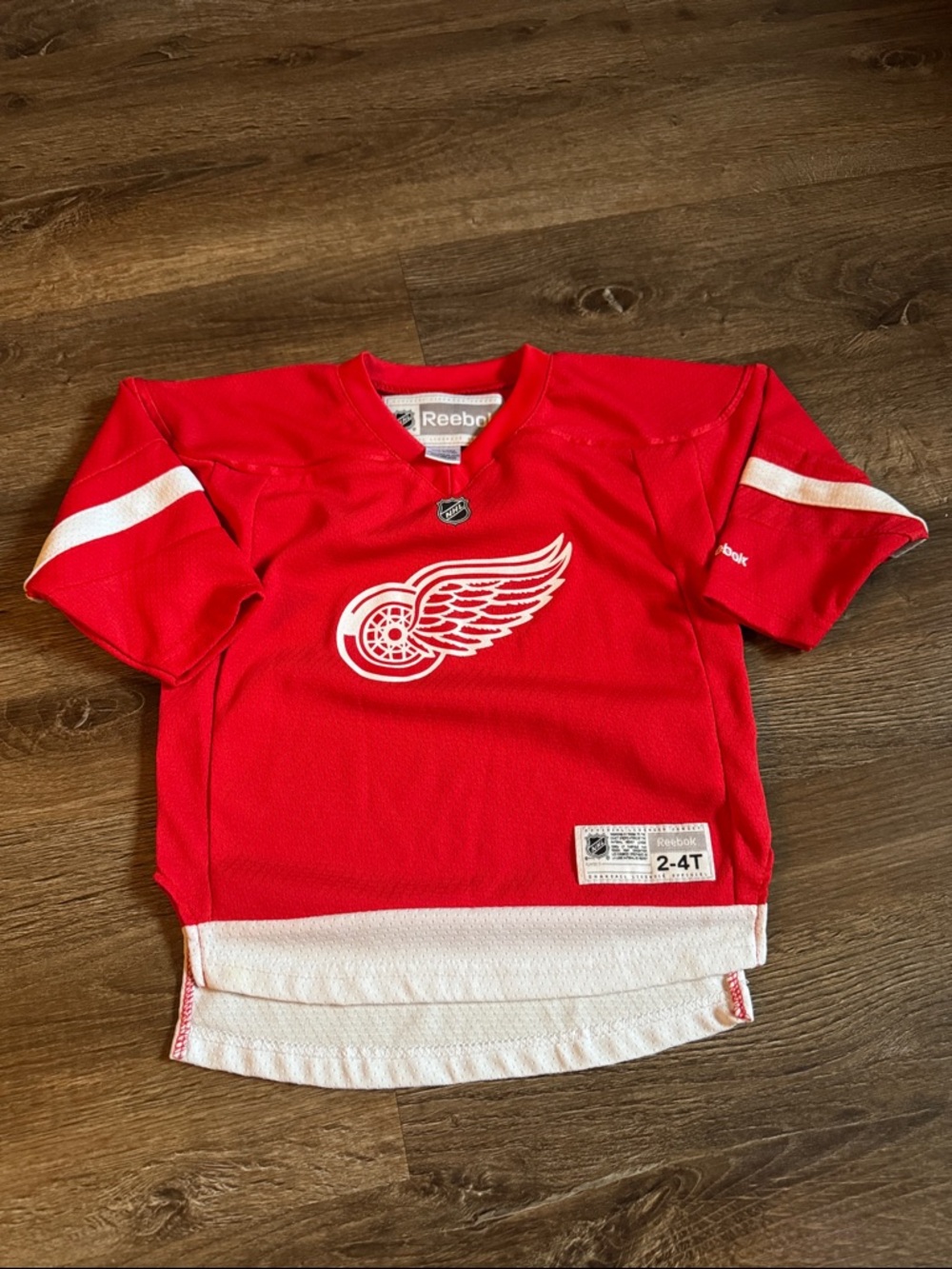 Reebok Kids Red Detroit Wings Hockey Jersey
